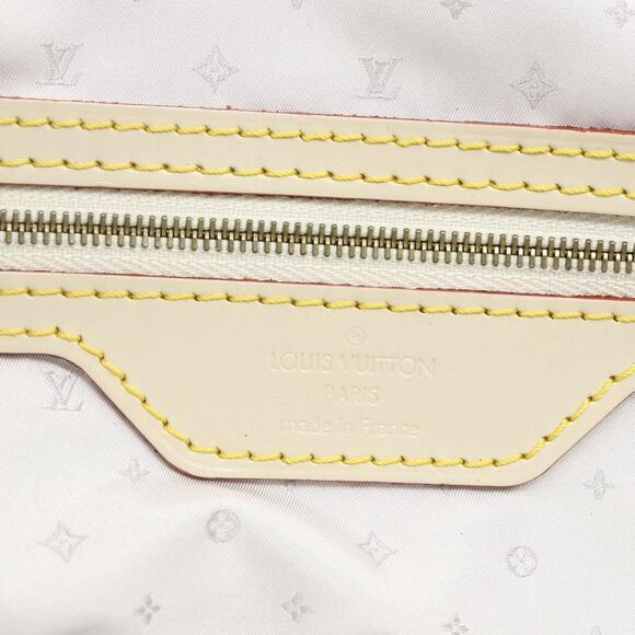 Louis Vuitton Suhali Lockit Handbag Leather White Leather Handbag - Picture 7 of 16